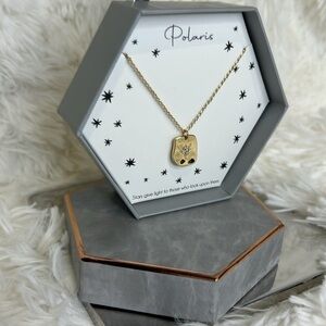 New BNIB Gold tone star pendant necklace with clear crystal - great gift!